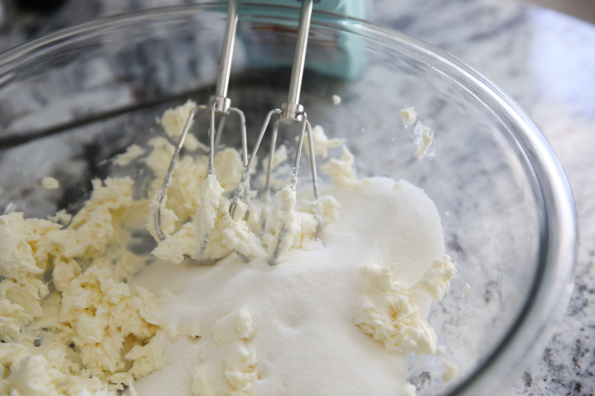 beating wet ingredients