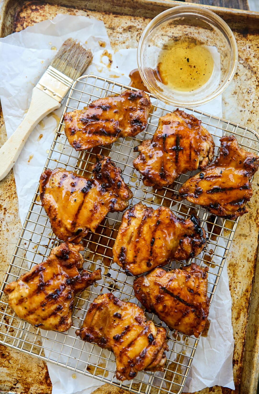 Grilled chicken on rack