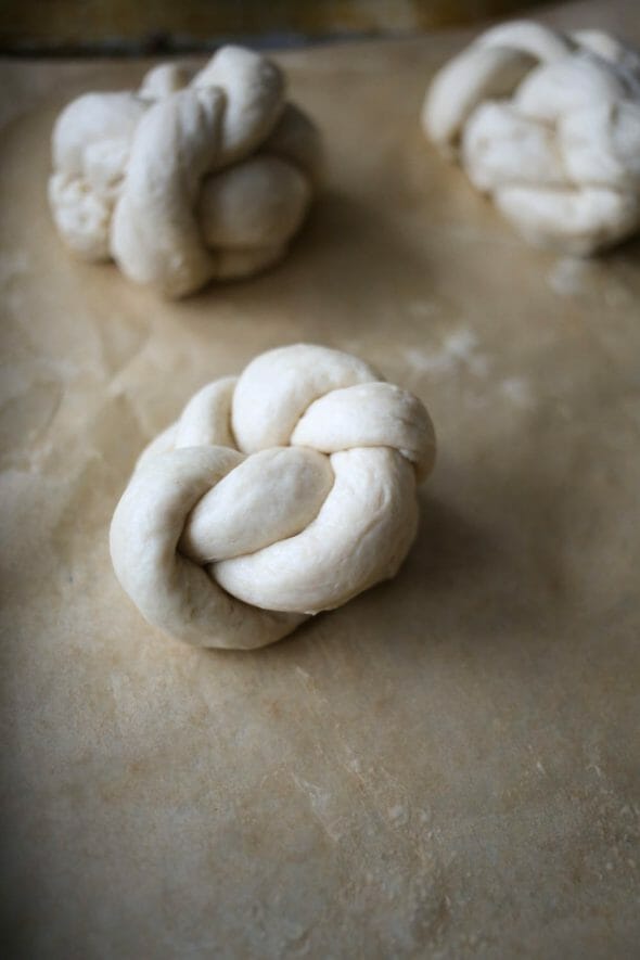 shaping mini king cakes 5