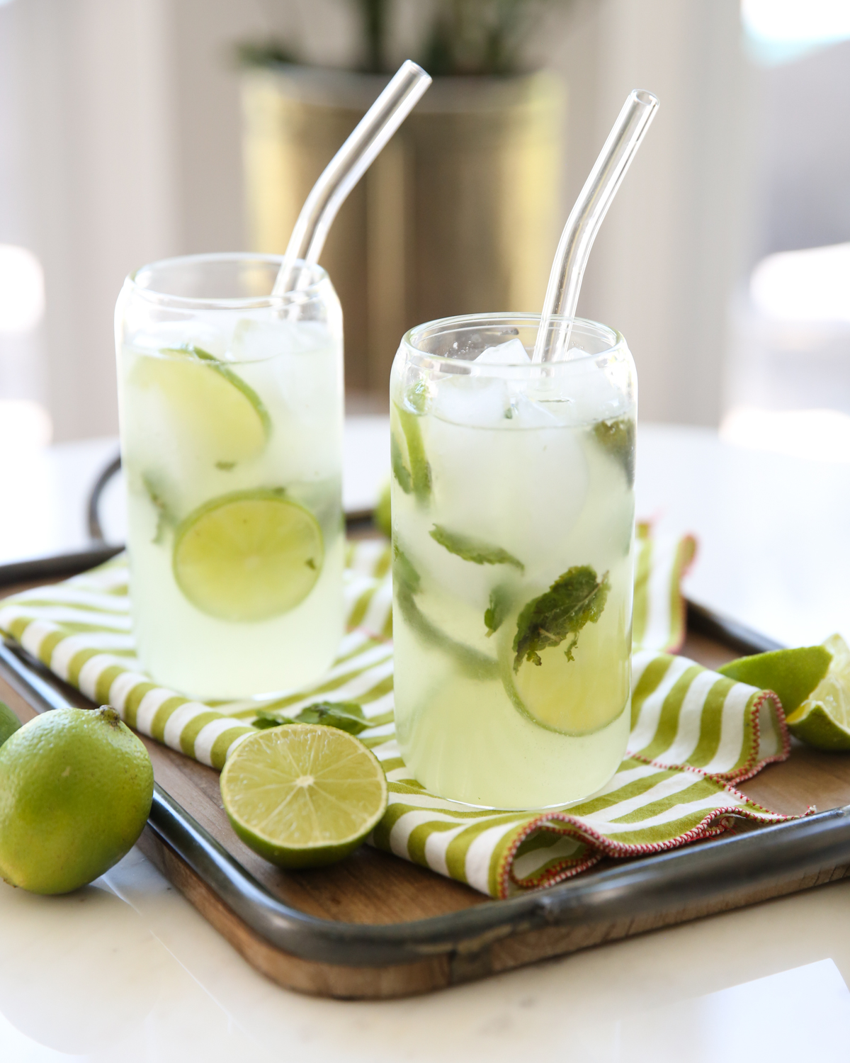 virgin mojitos in glasses