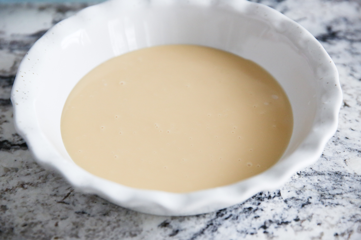 drizzling Dulce de Leche