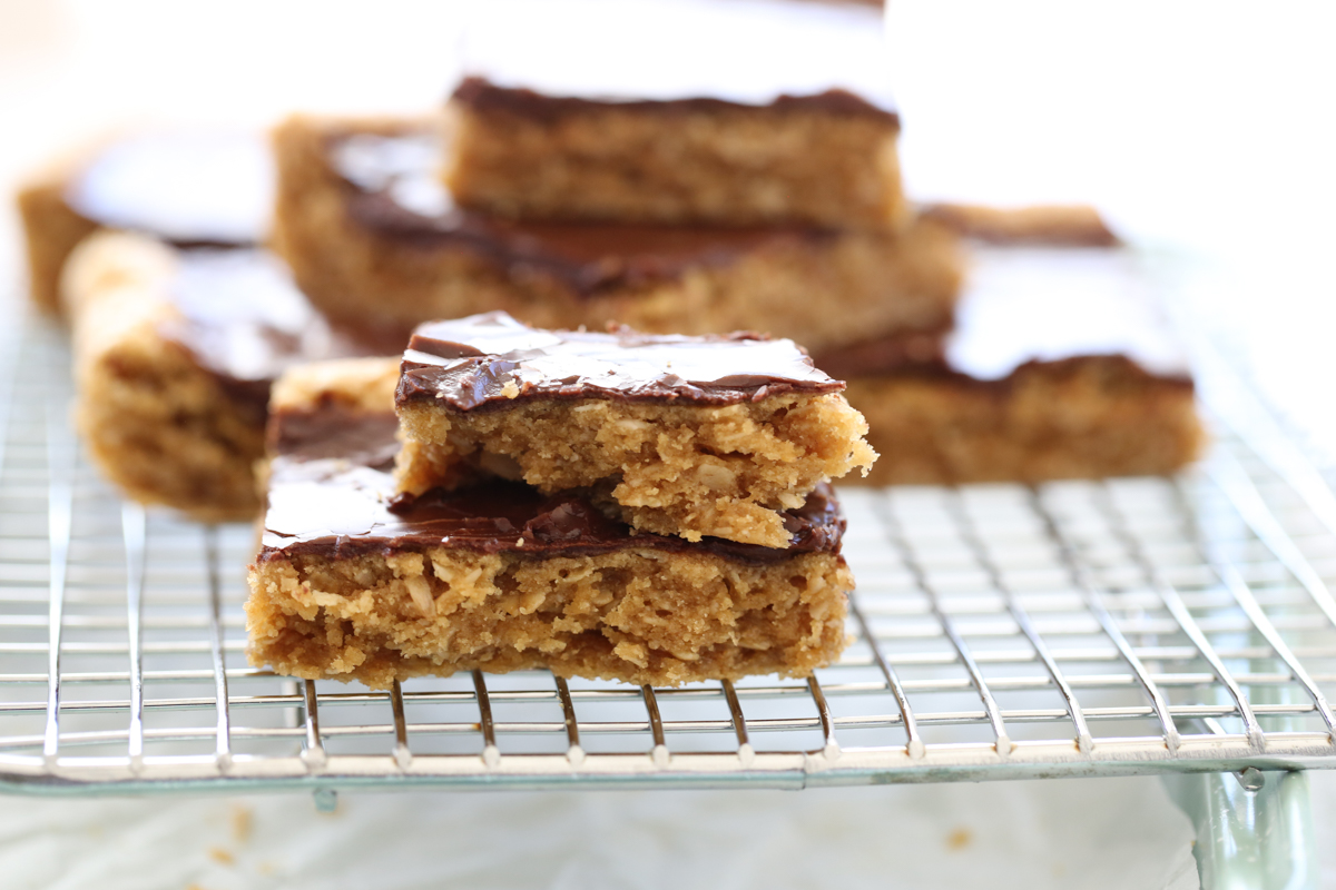 peanut butter cookie bars on a cooling rack