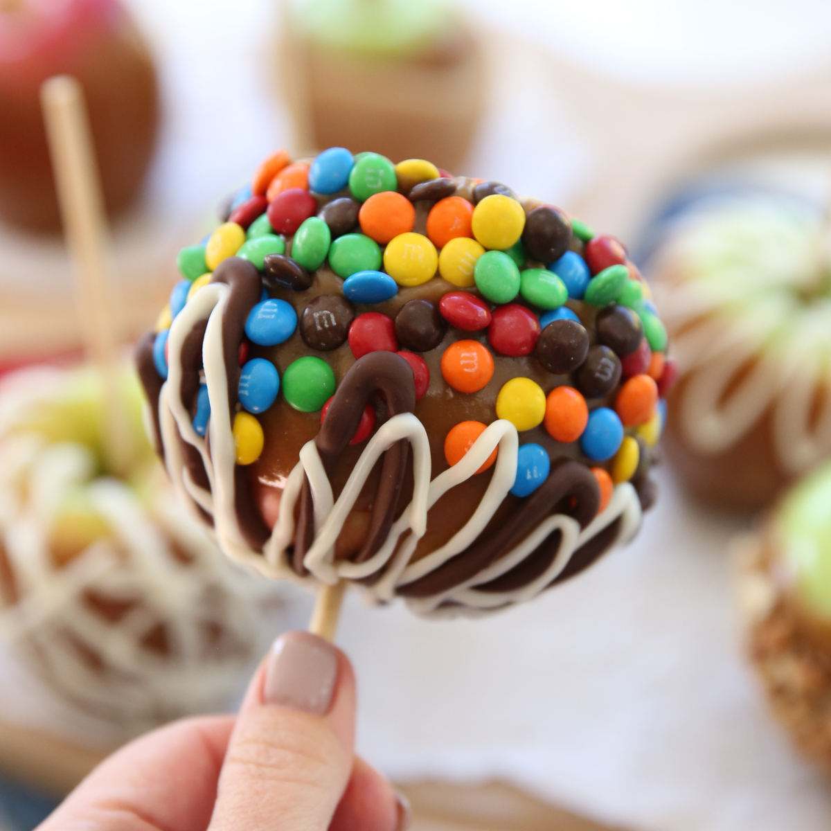 caramel apple with m&m's