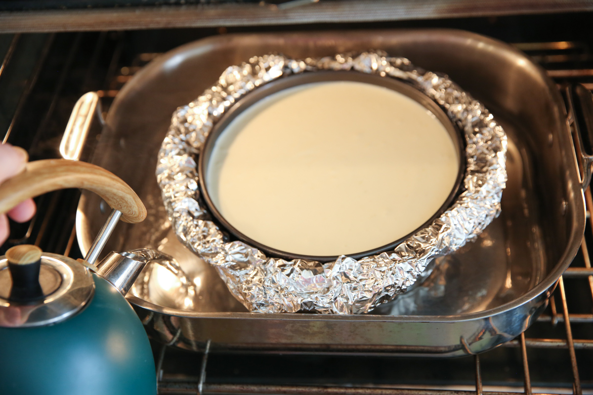 cheesecake in a waterbath
