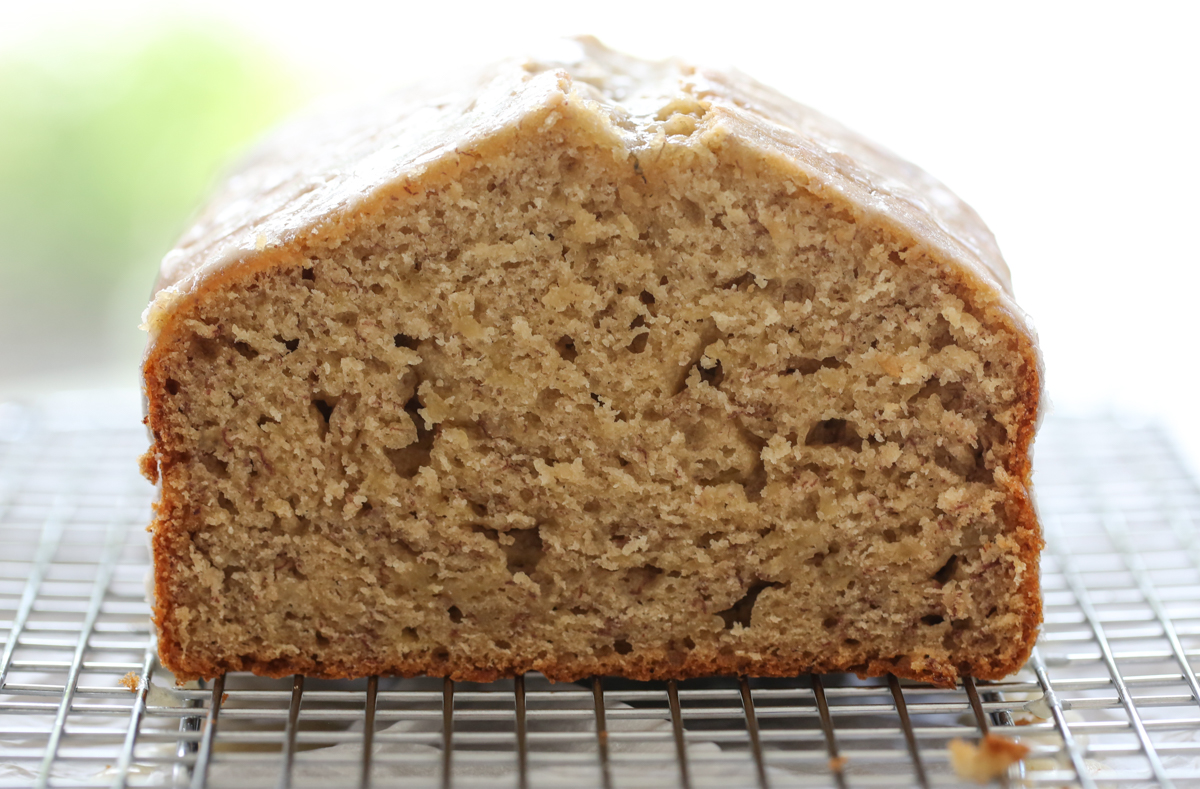 sliced banana bread