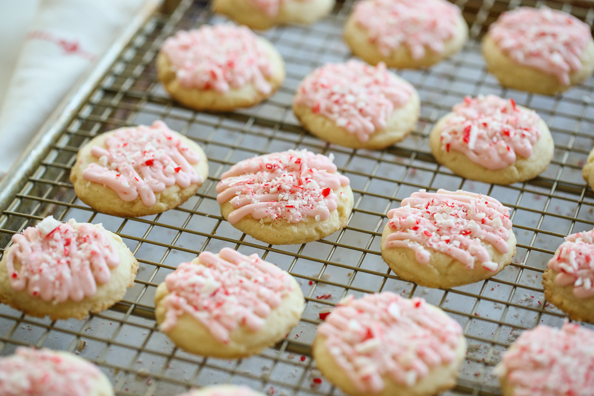 peppermint meltaway cookies on a baking rack
