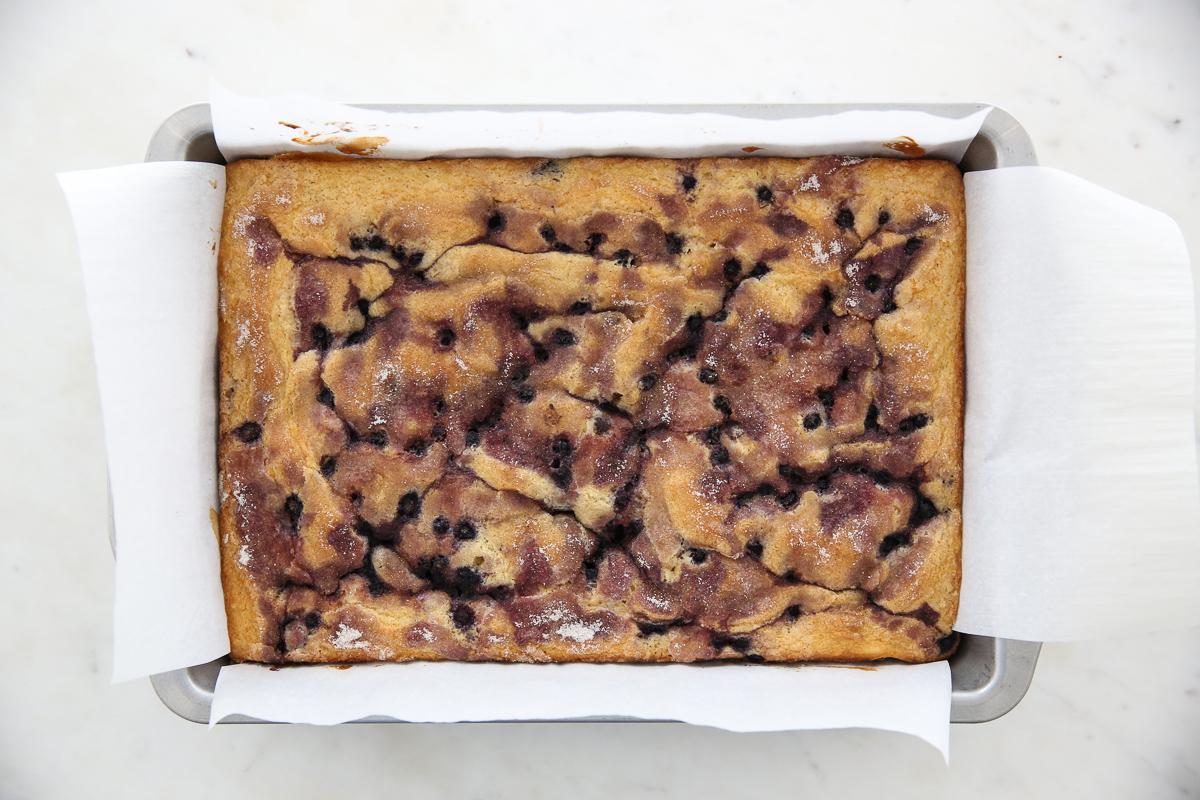baked blueberry cake