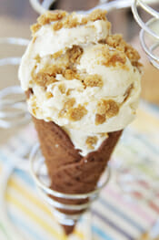 Peanut butter cookie Ice cream cone intro