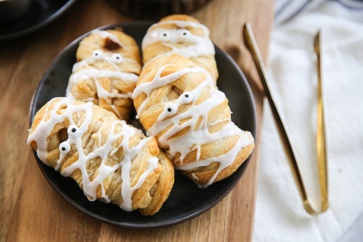 crescent rolls with mummy decor