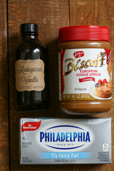 Biscoff Cheesecake Apple Dip