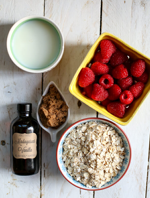overnight raspberry almond refrigerator oatmeal-1