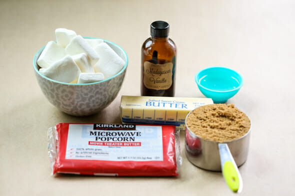 caramel marshmallow popcorn-1