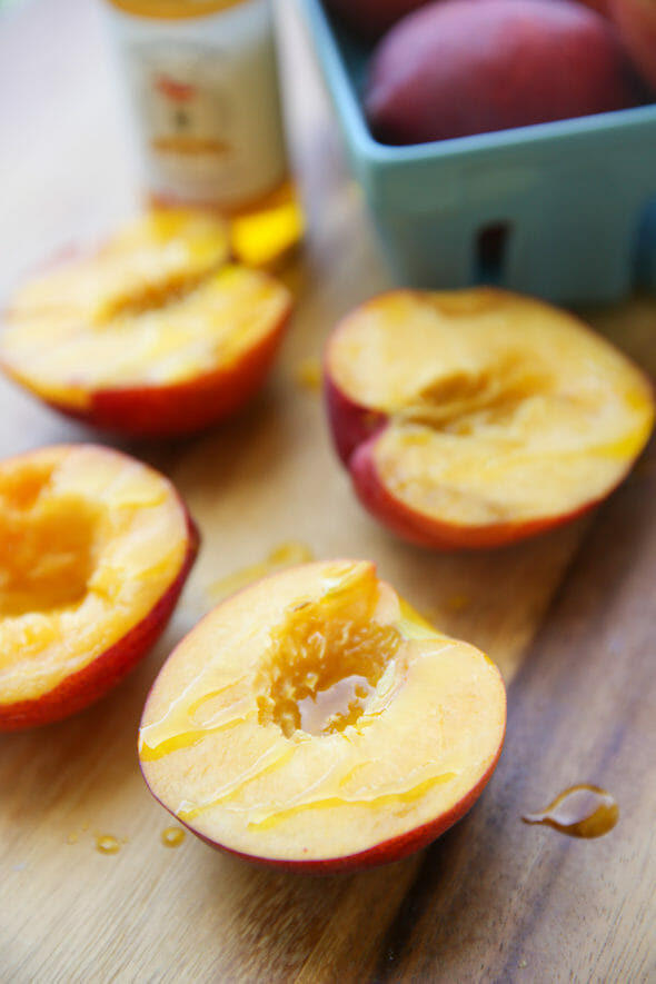 Peaches with Olive Oil