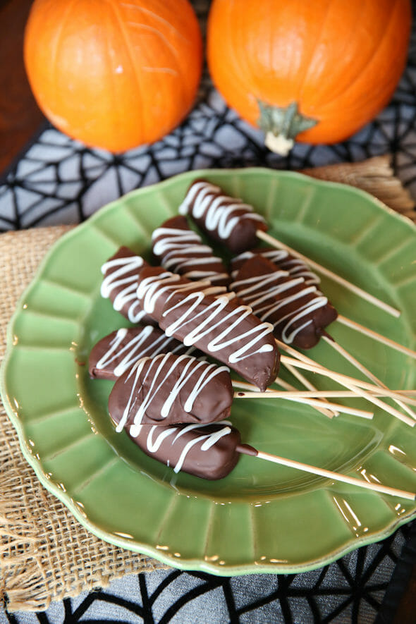 Chocolate-Dipped Caramel Apple Pops from Our Best Bites