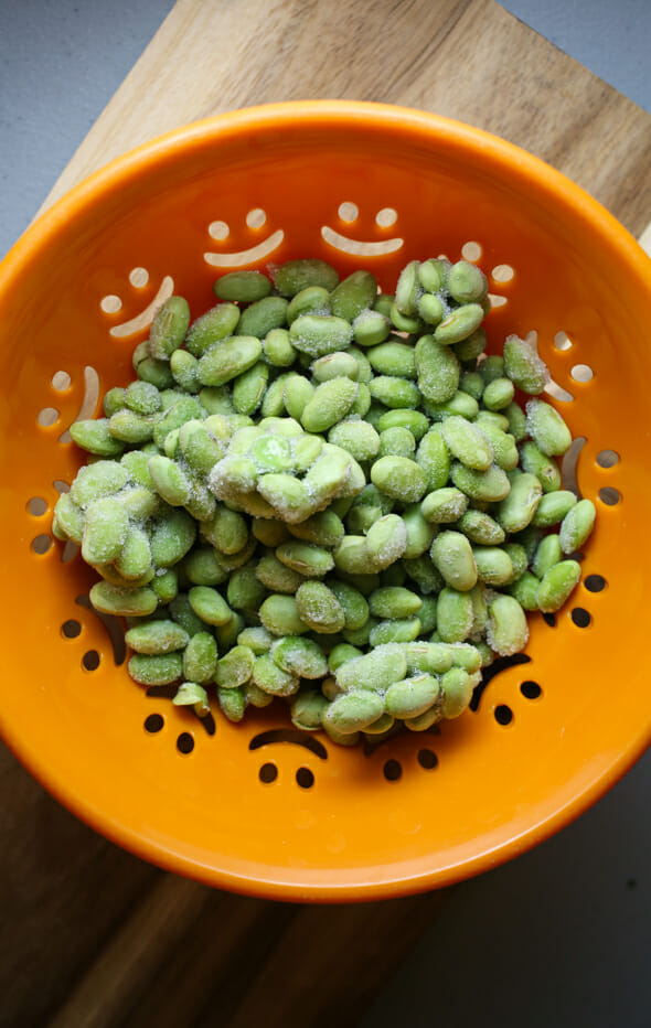 crispy roasted edamame