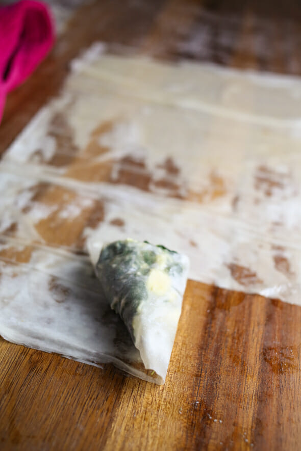 spanakopita triangles-5