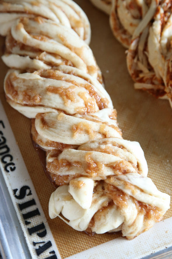 apple cinnamon bread