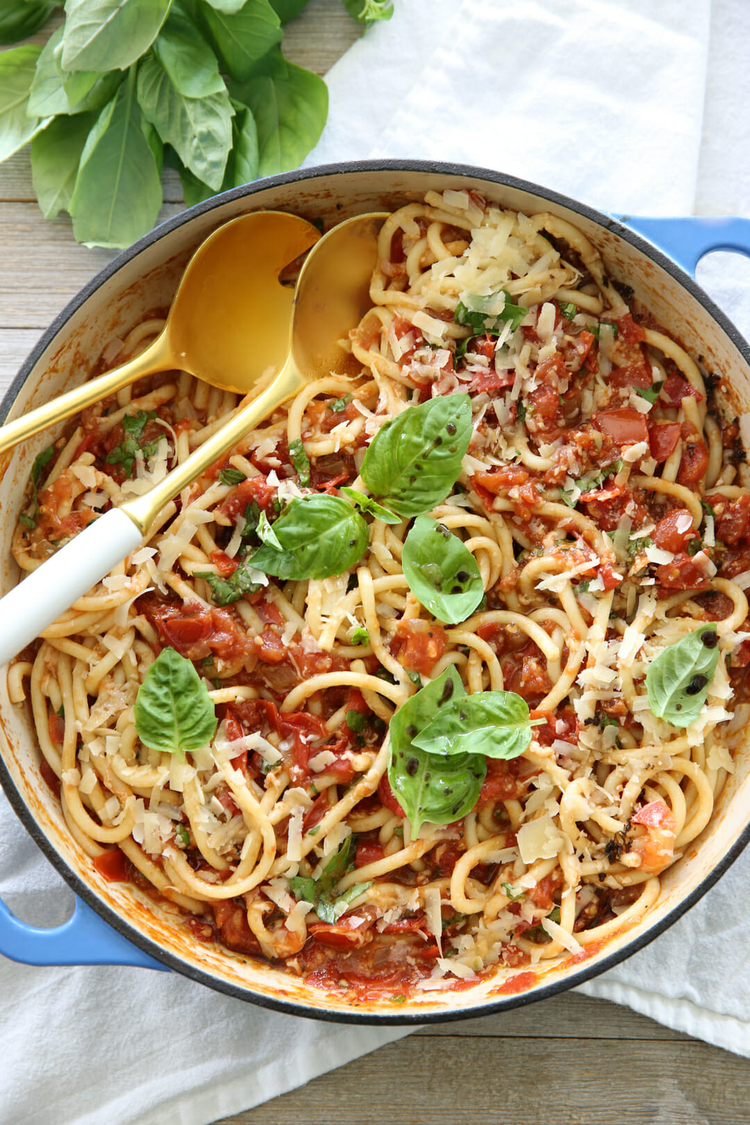 Fresh Tomato Pasta in Pan