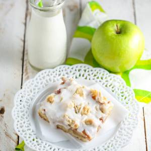 Apple Streusel Bars by Our Best Bites
