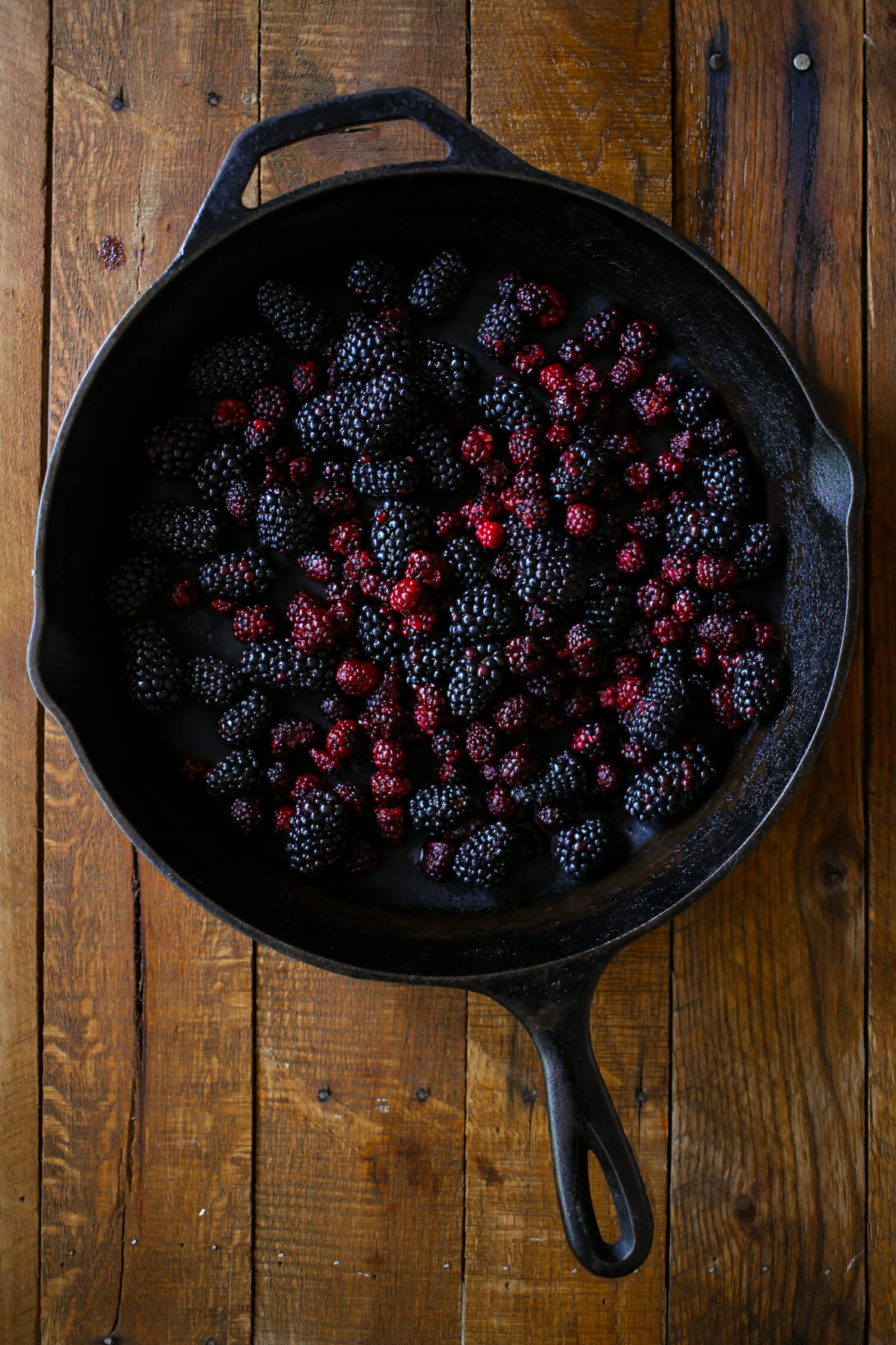 blackberries in pan