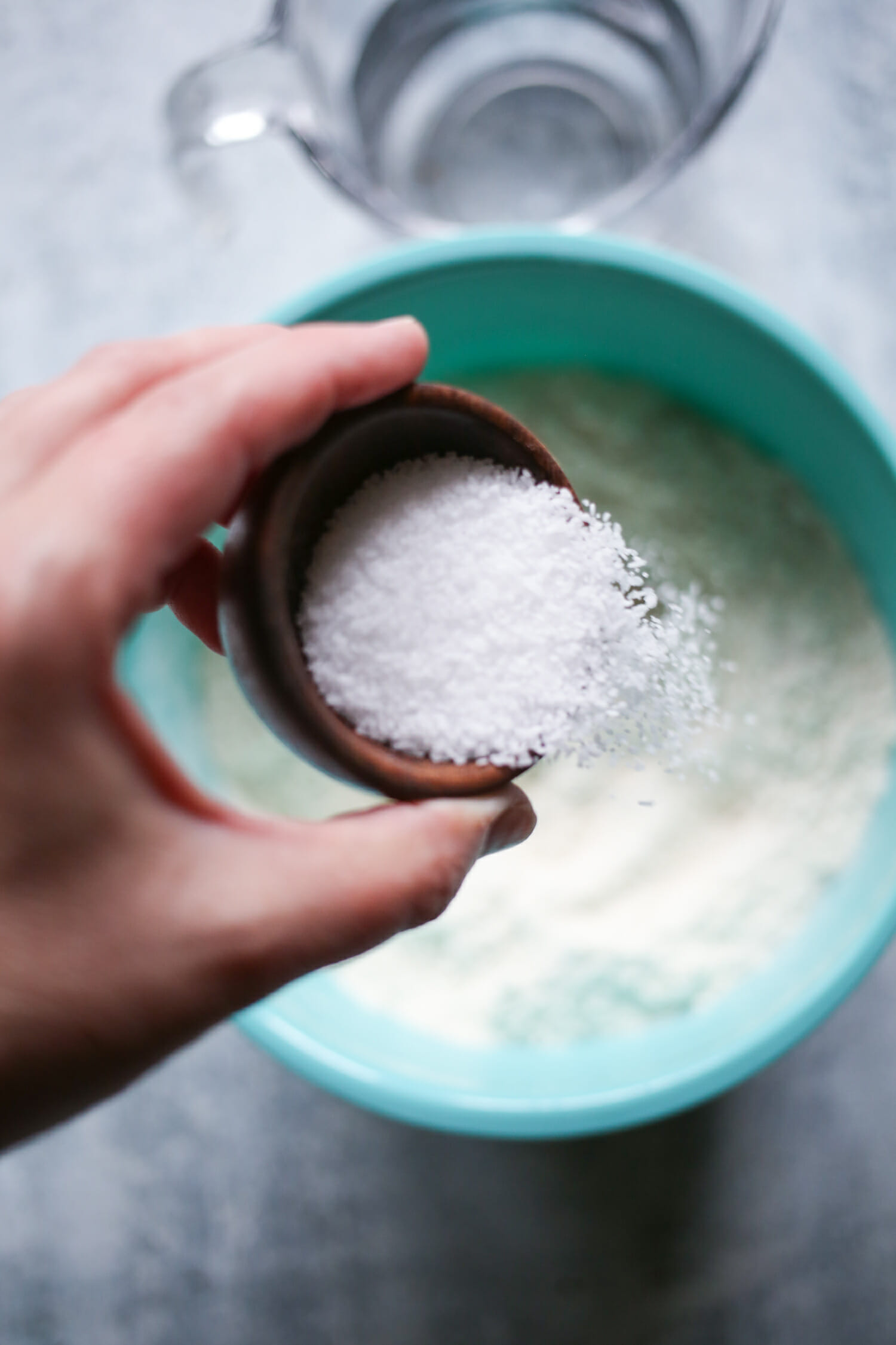 adding kosher salt to new york style bagels