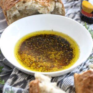 olive oil with garlic and balsamic